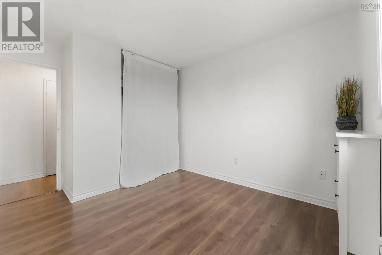 346 281 Windmill Road
