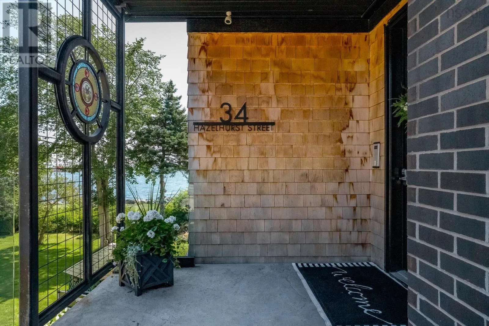 2 34 Hazelhurst Street