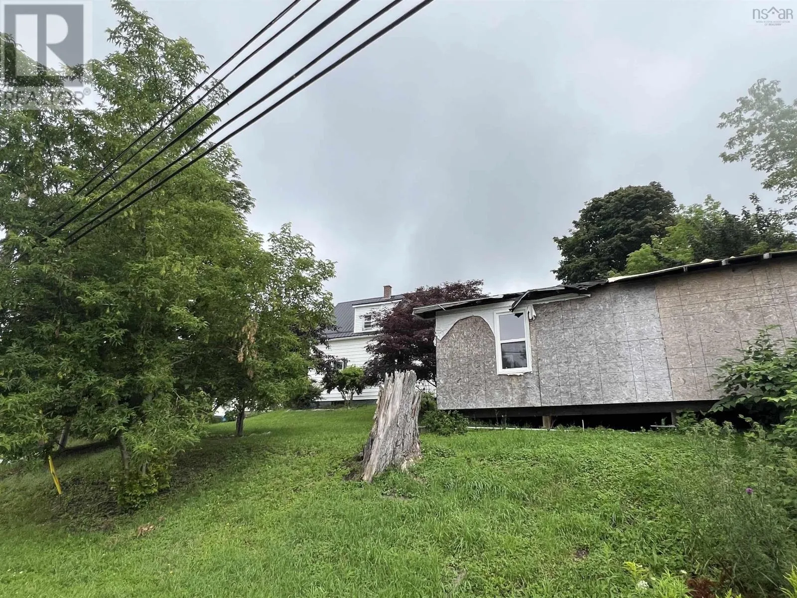 2 Central Avenue