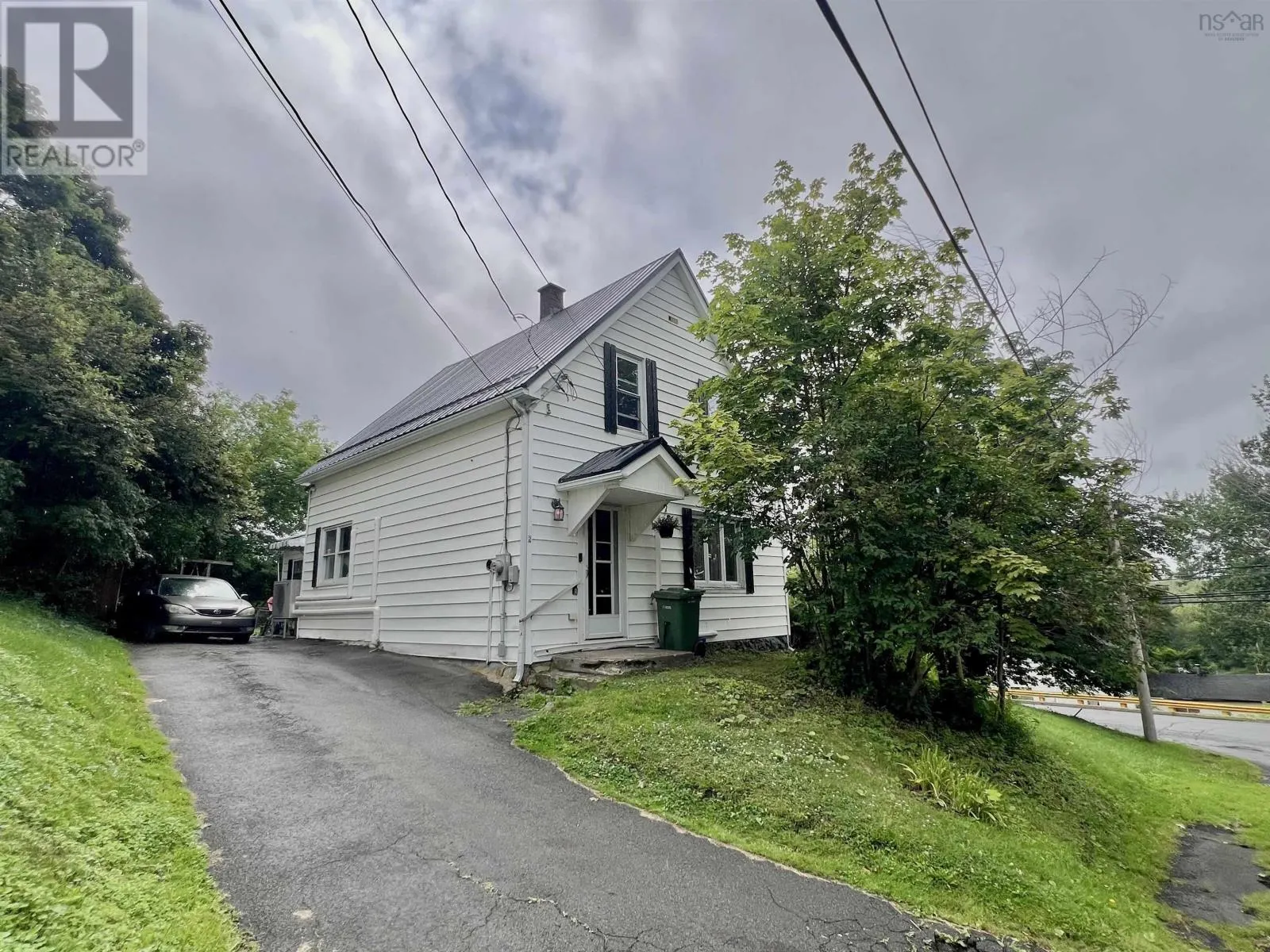 2 Central Avenue