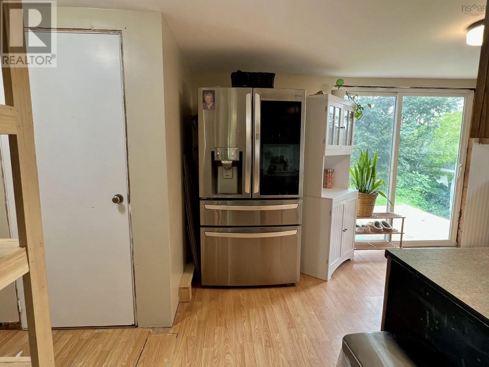 2 Central Avenue