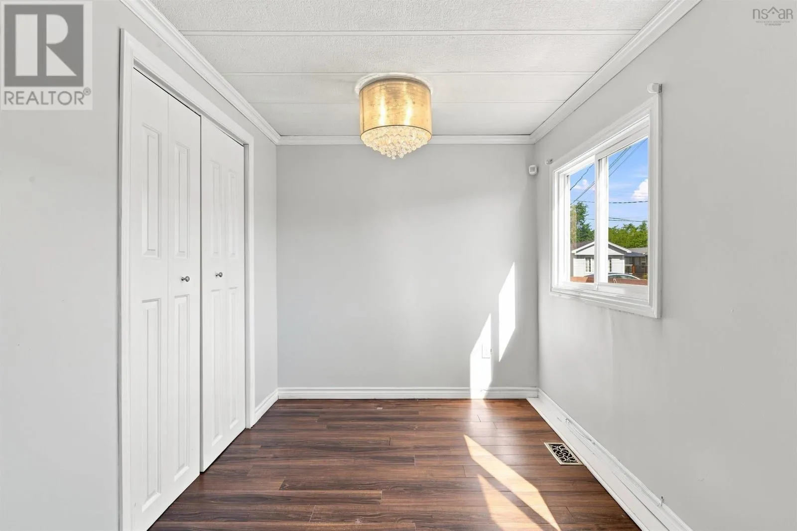 65 Juniper Crescent
