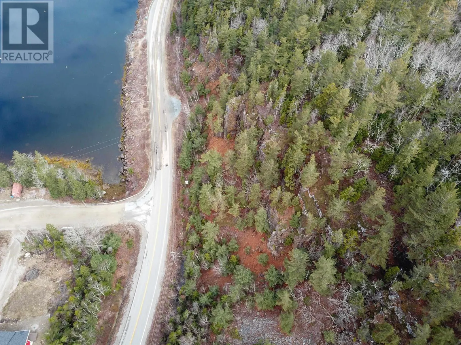 PARCEL RL-1 329 Highway