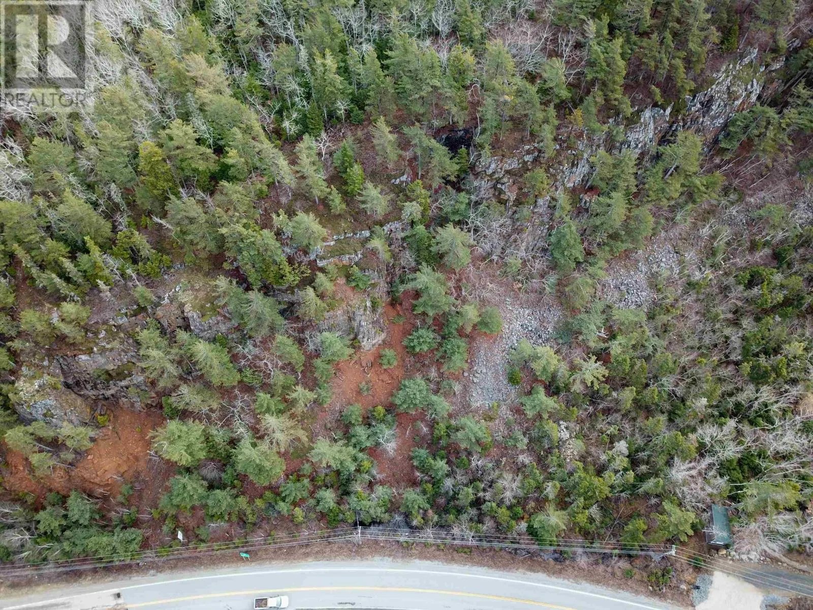 PARCEL RL-1 329 Highway