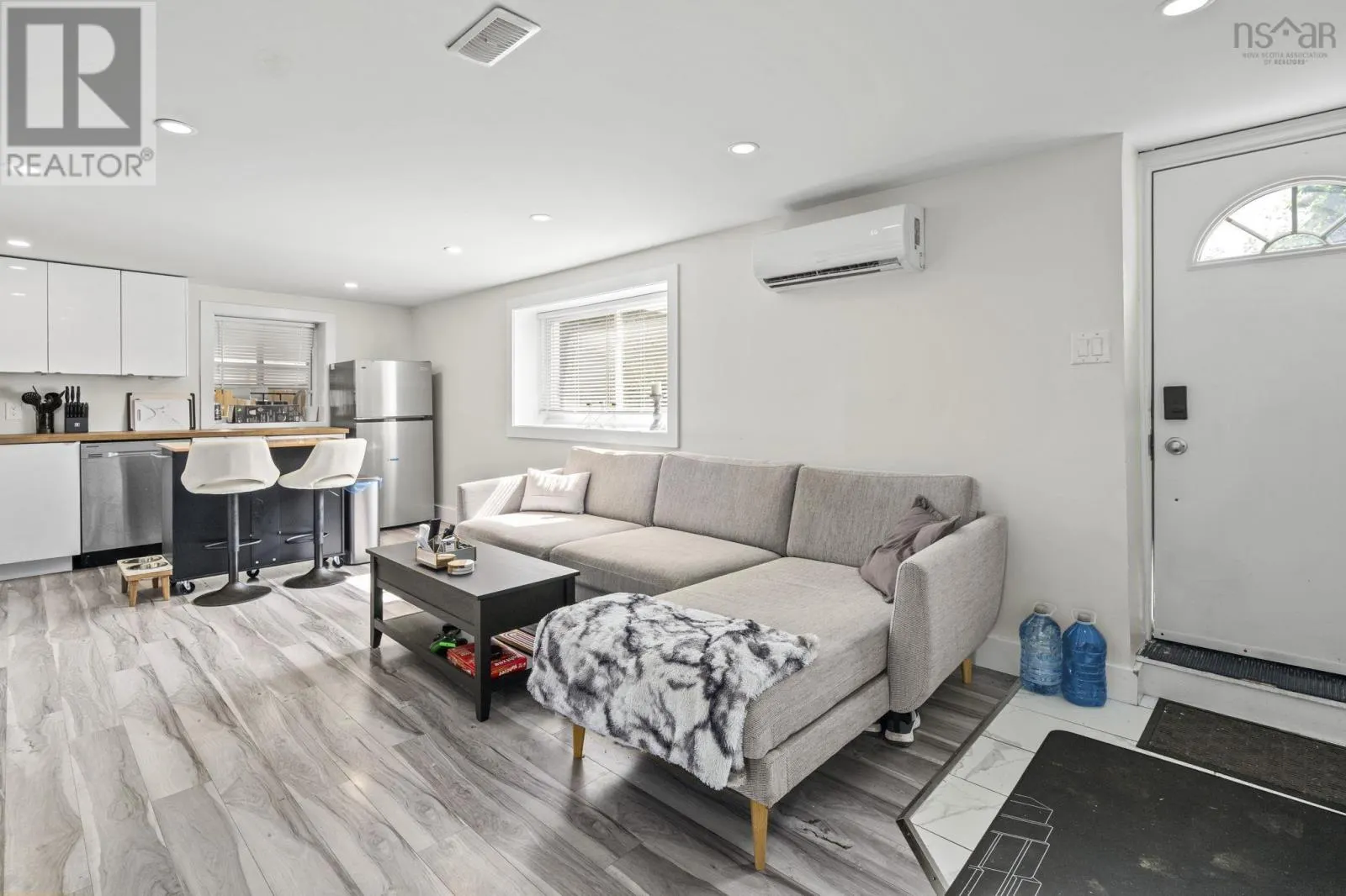 2 Hilltop Terrace