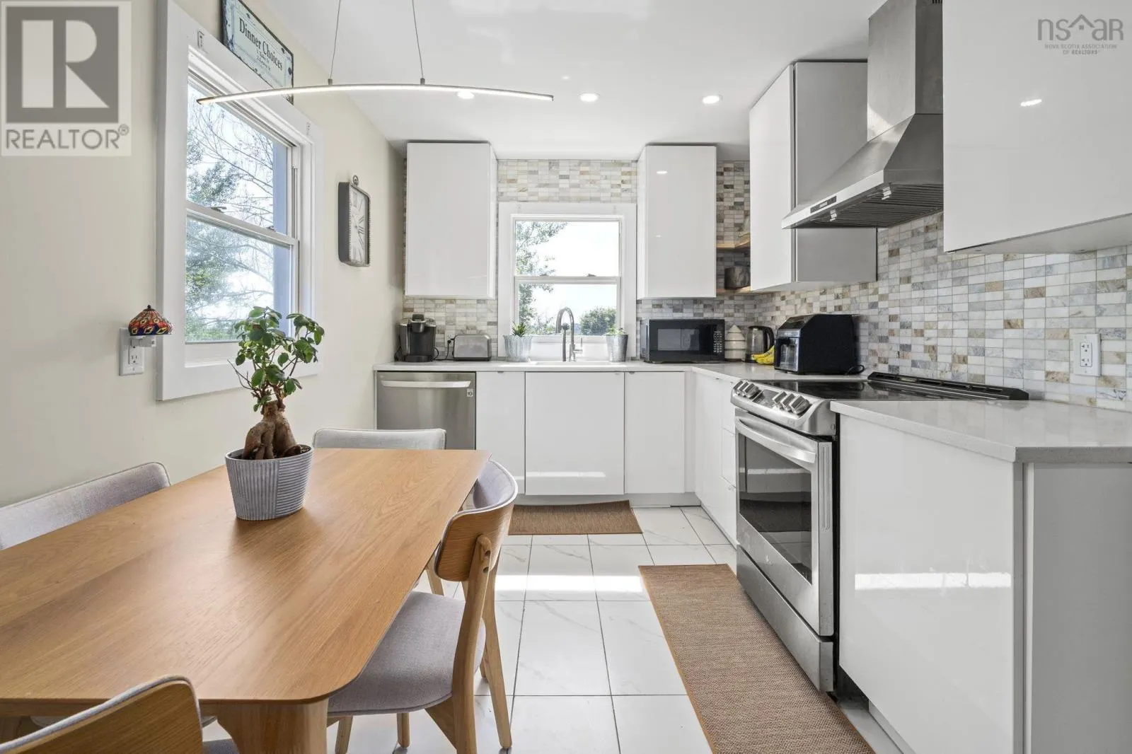 2 Hilltop Terrace