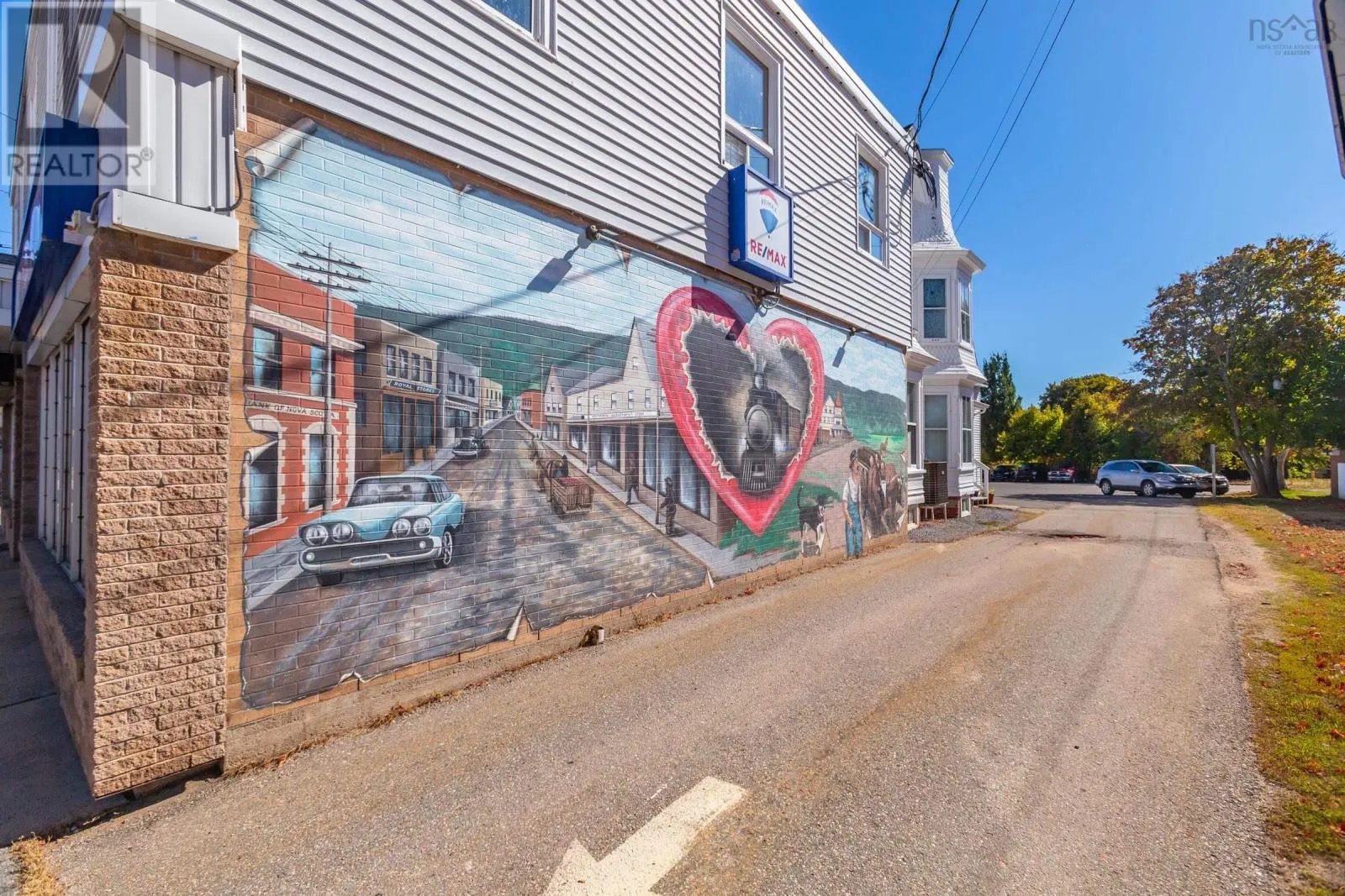 284 Main Street
