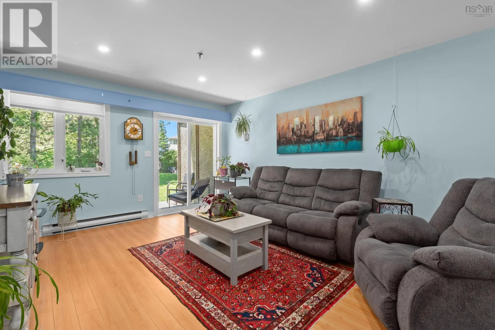 201 2 Lombardy Lane