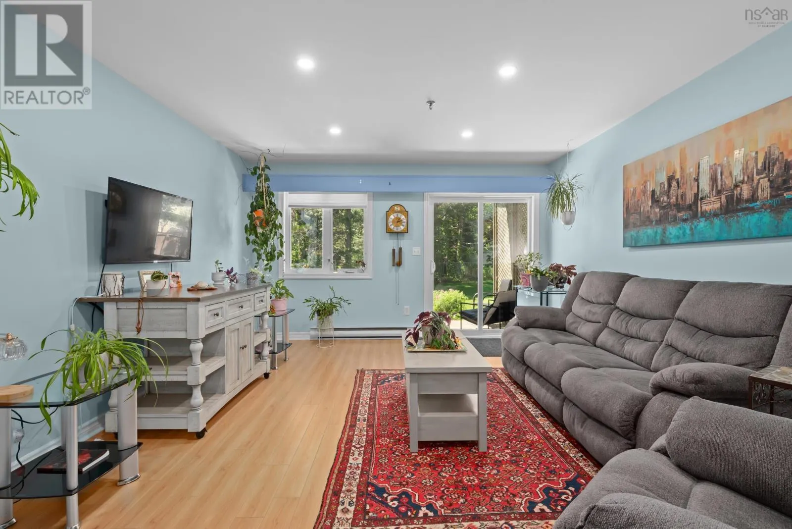 201 2 Lombardy Lane