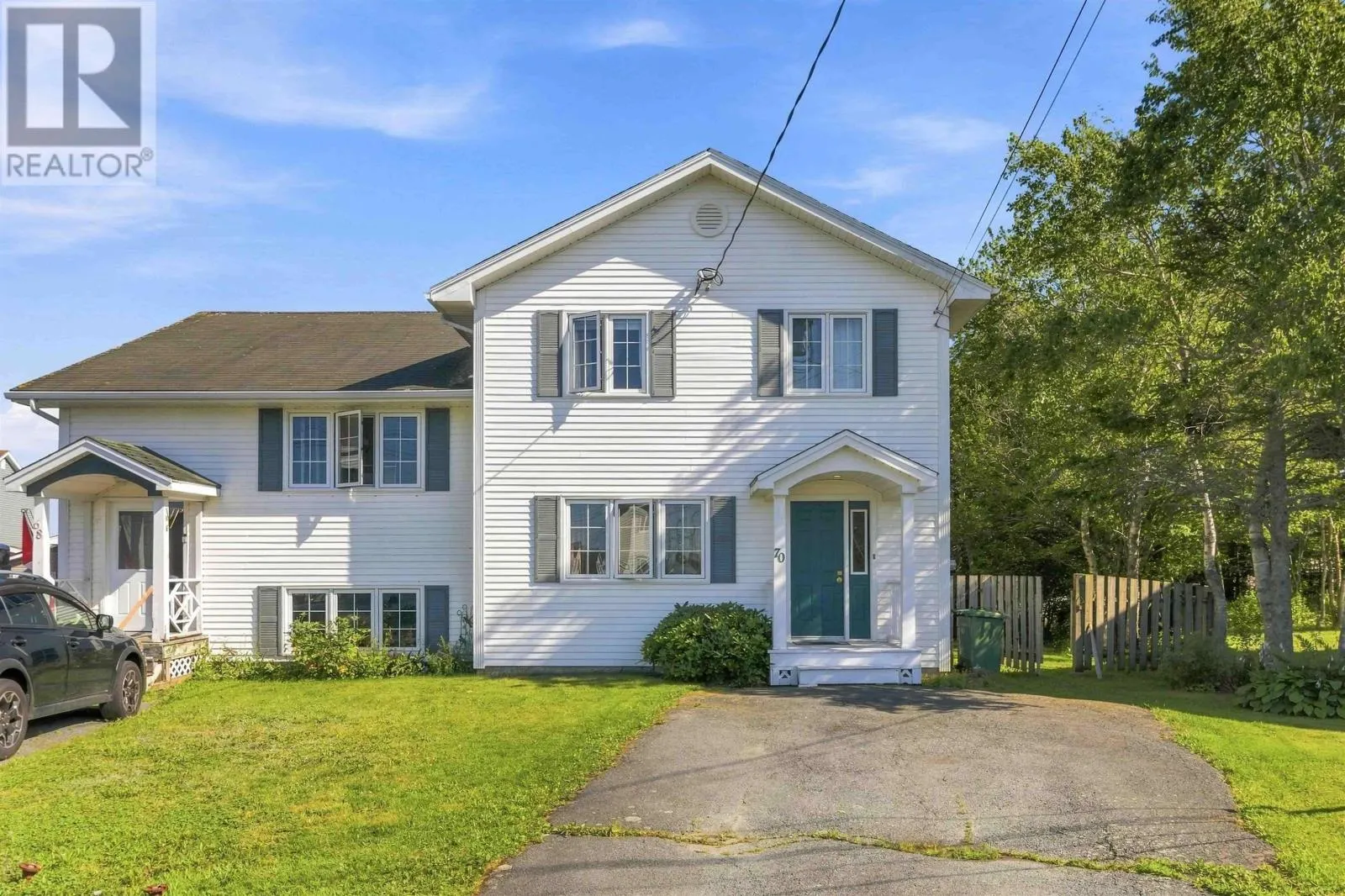 70 Thorncrest Court