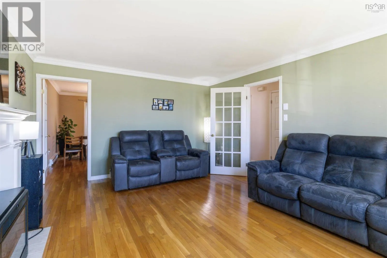 70 Thorncrest Court