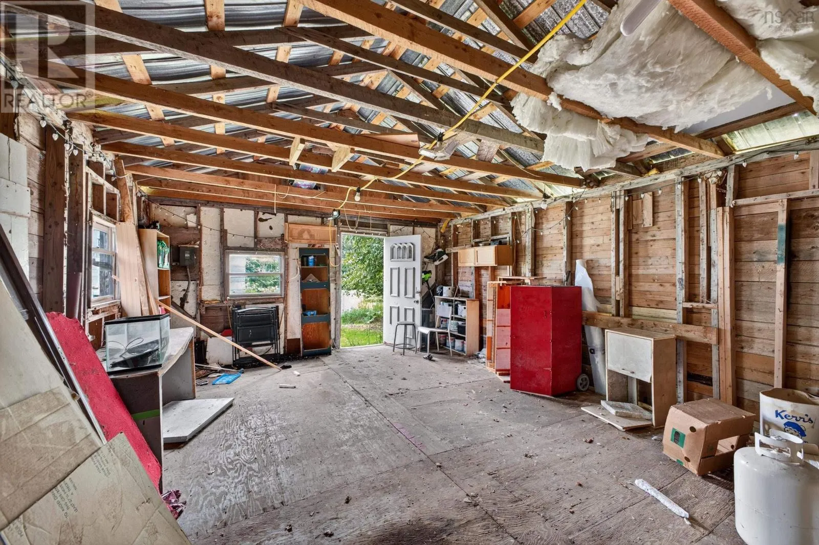 2149 COWAN Street