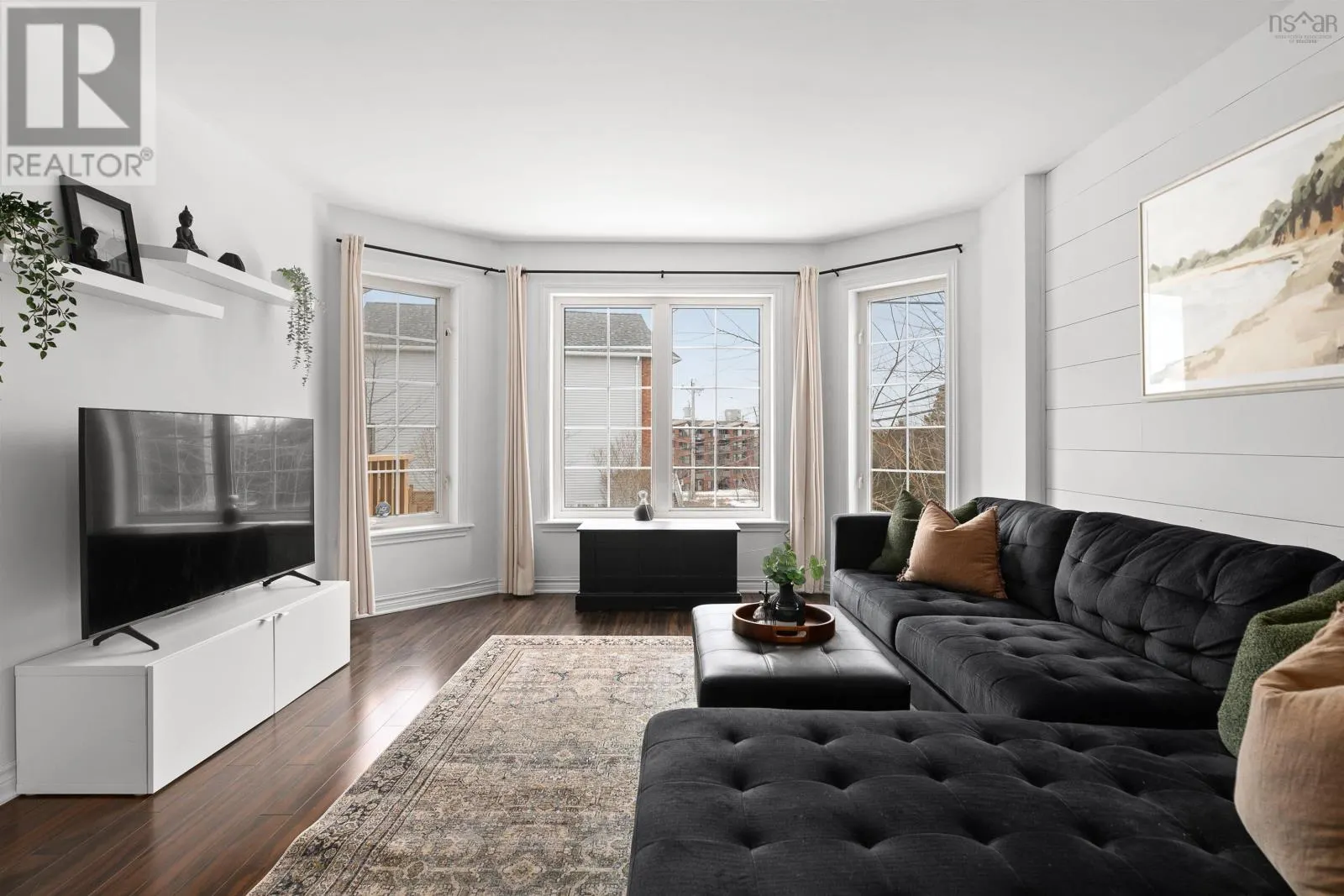 2 Christie Court