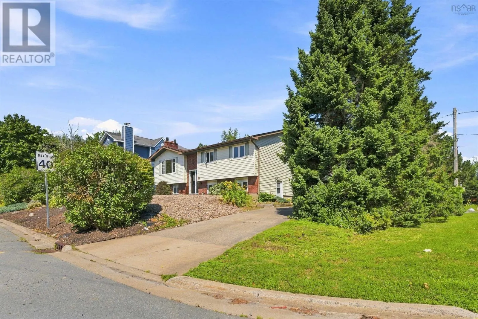 2 Applewood Lane