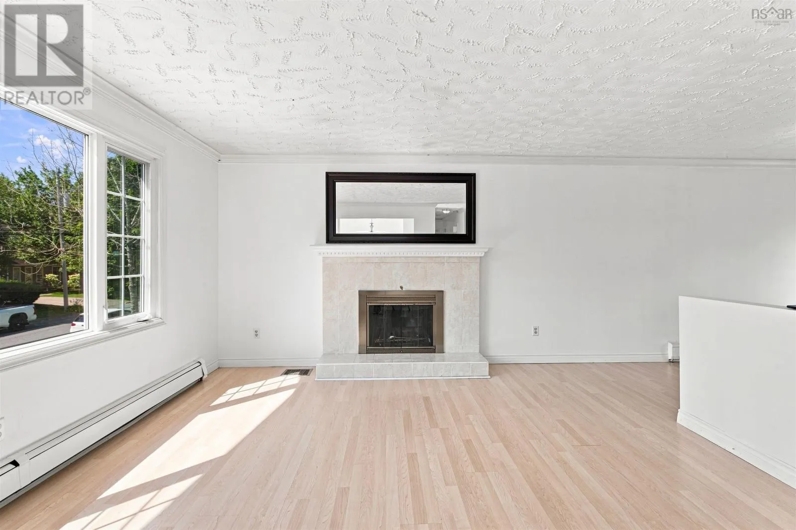 2 Applewood Lane
