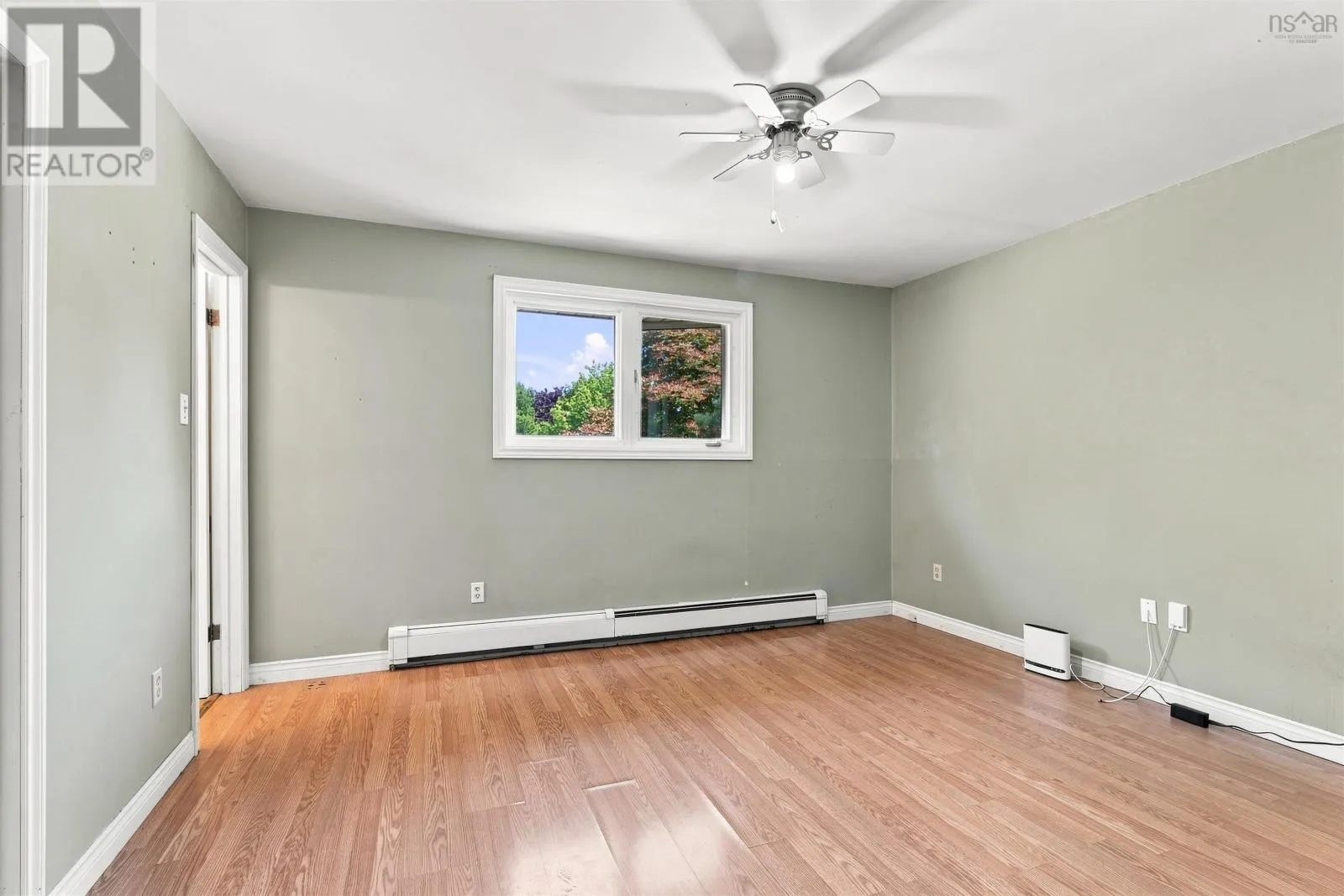 2 Applewood Lane