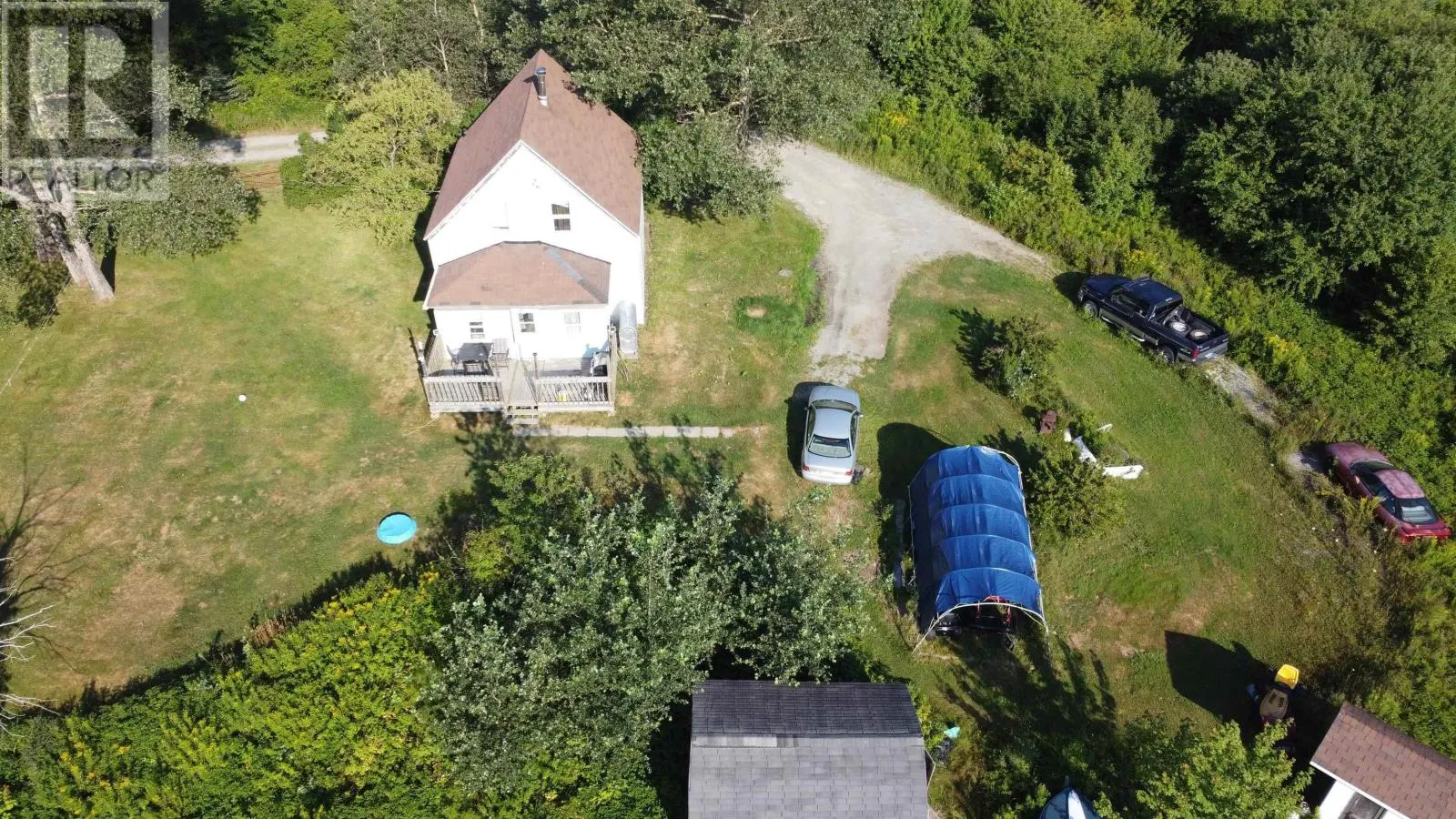 6 MacQuarrie Drive Extension