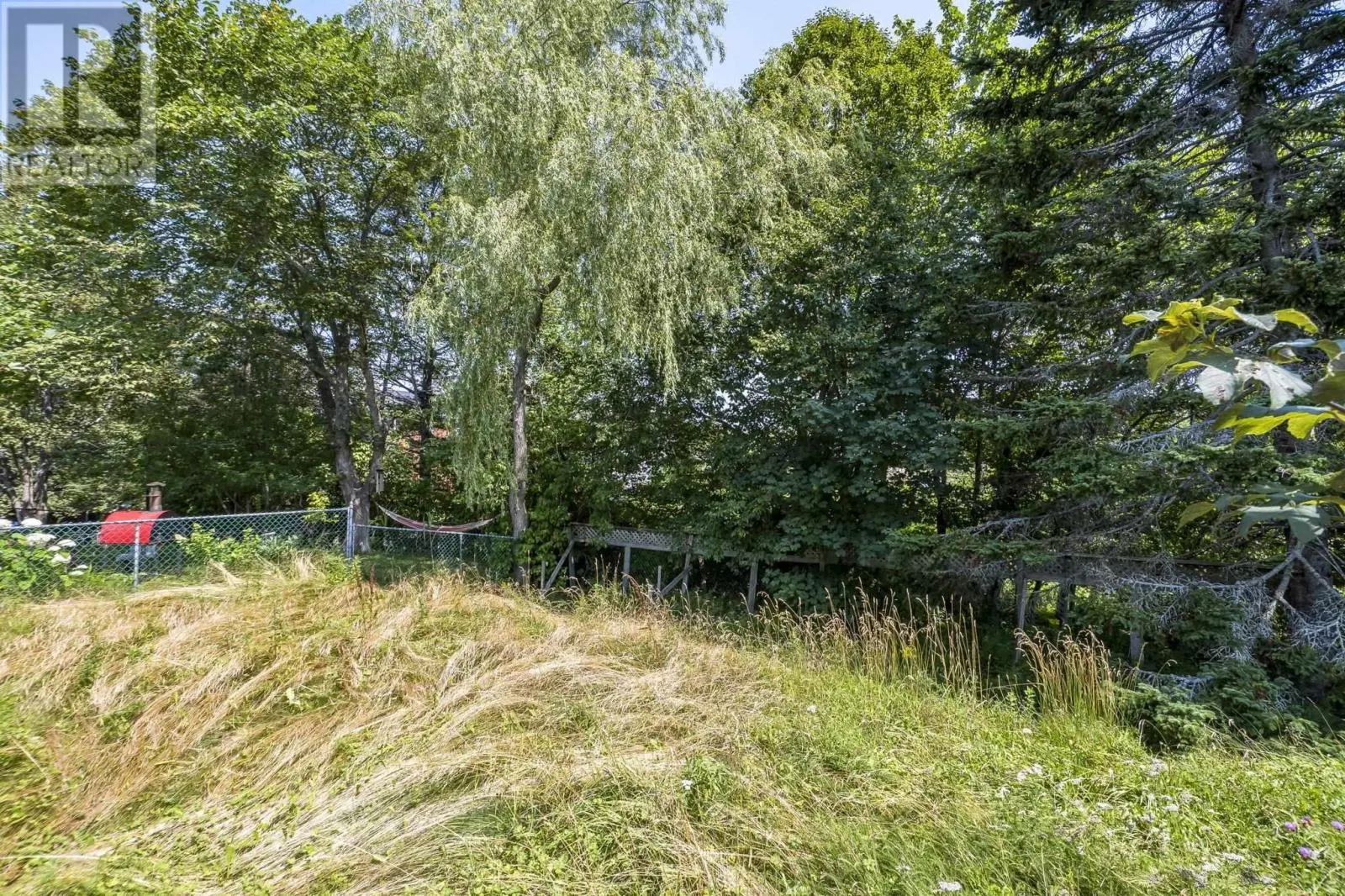 60 Thornhill Drive