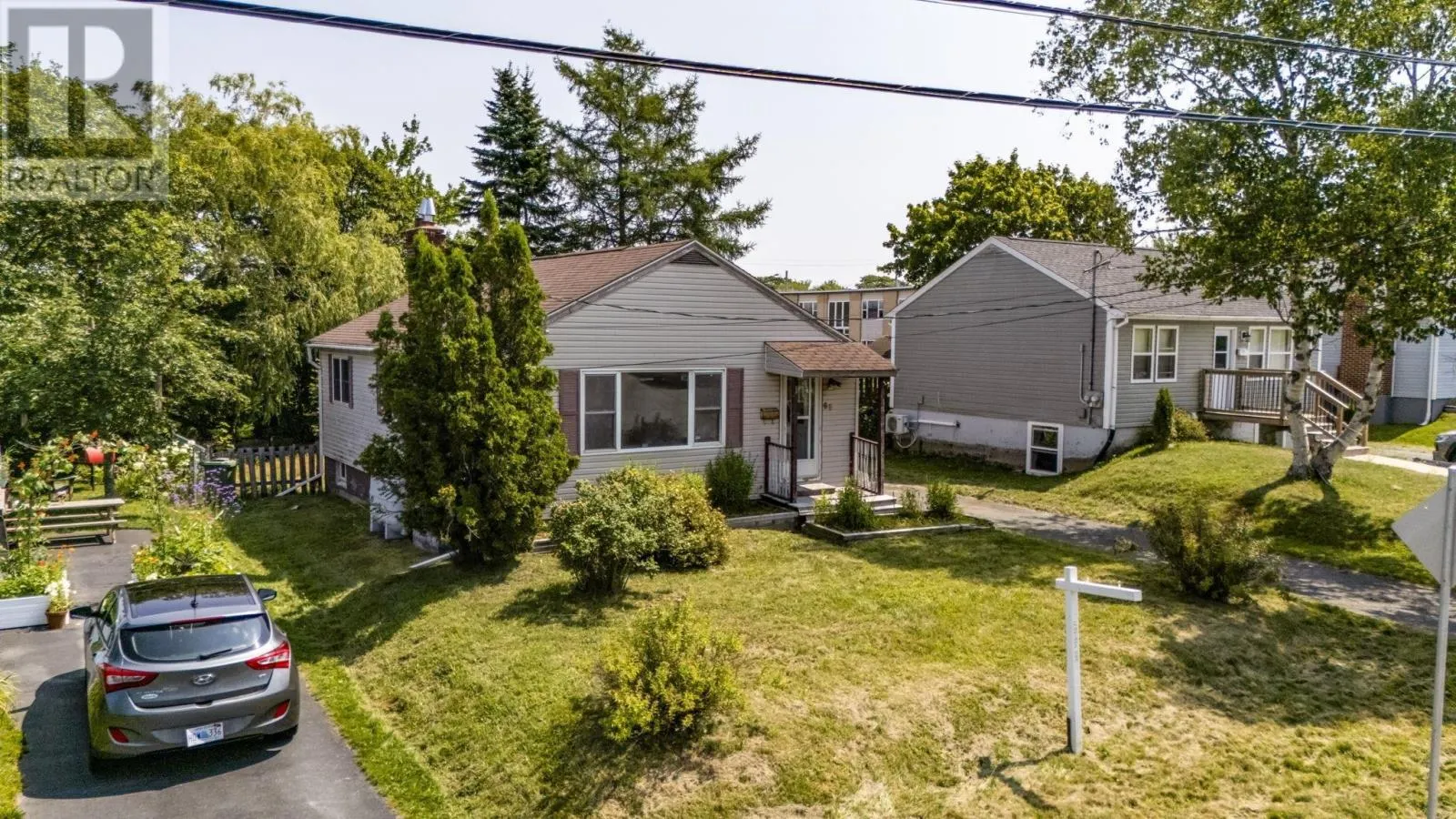 60 Thornhill Drive