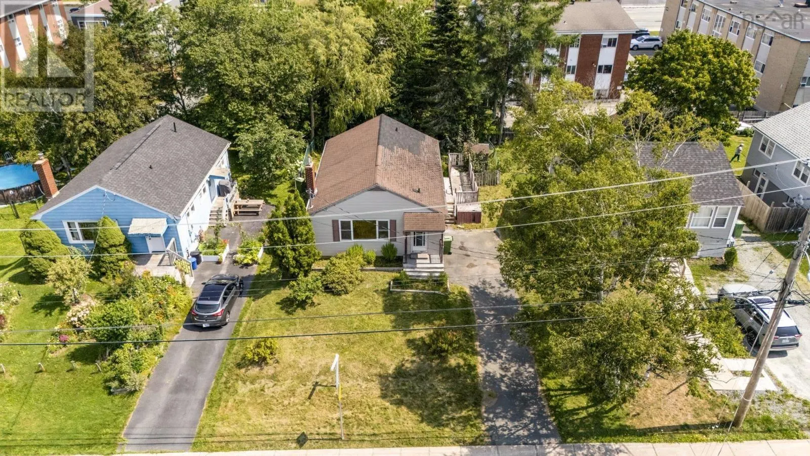 60 Thornhill Drive