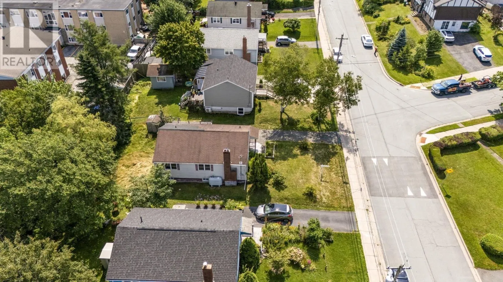 60 Thornhill Drive