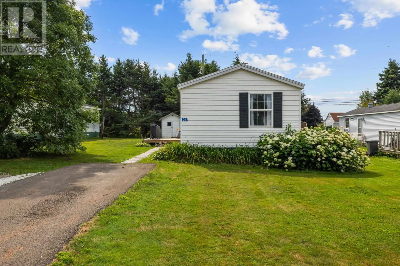 31 Amber Avenue