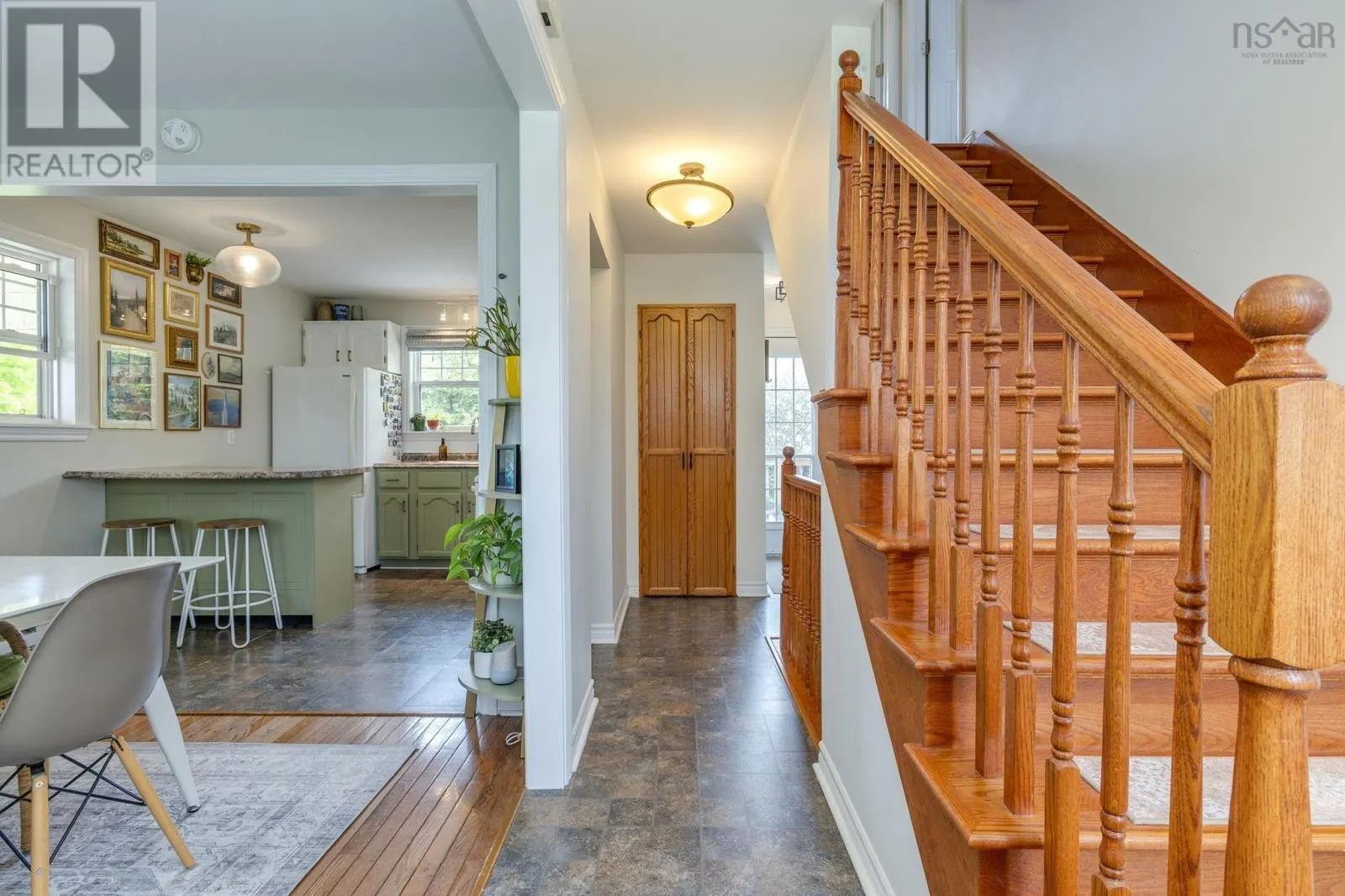 140 Flagstone Drive