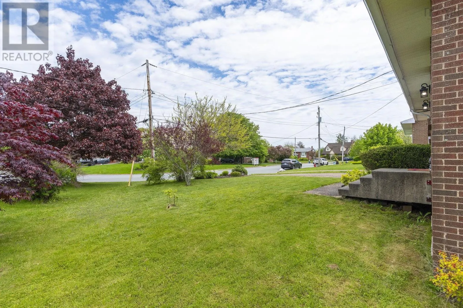 140 Flagstone Drive