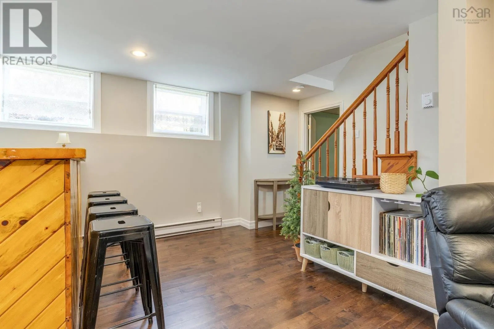 140 Flagstone Drive
