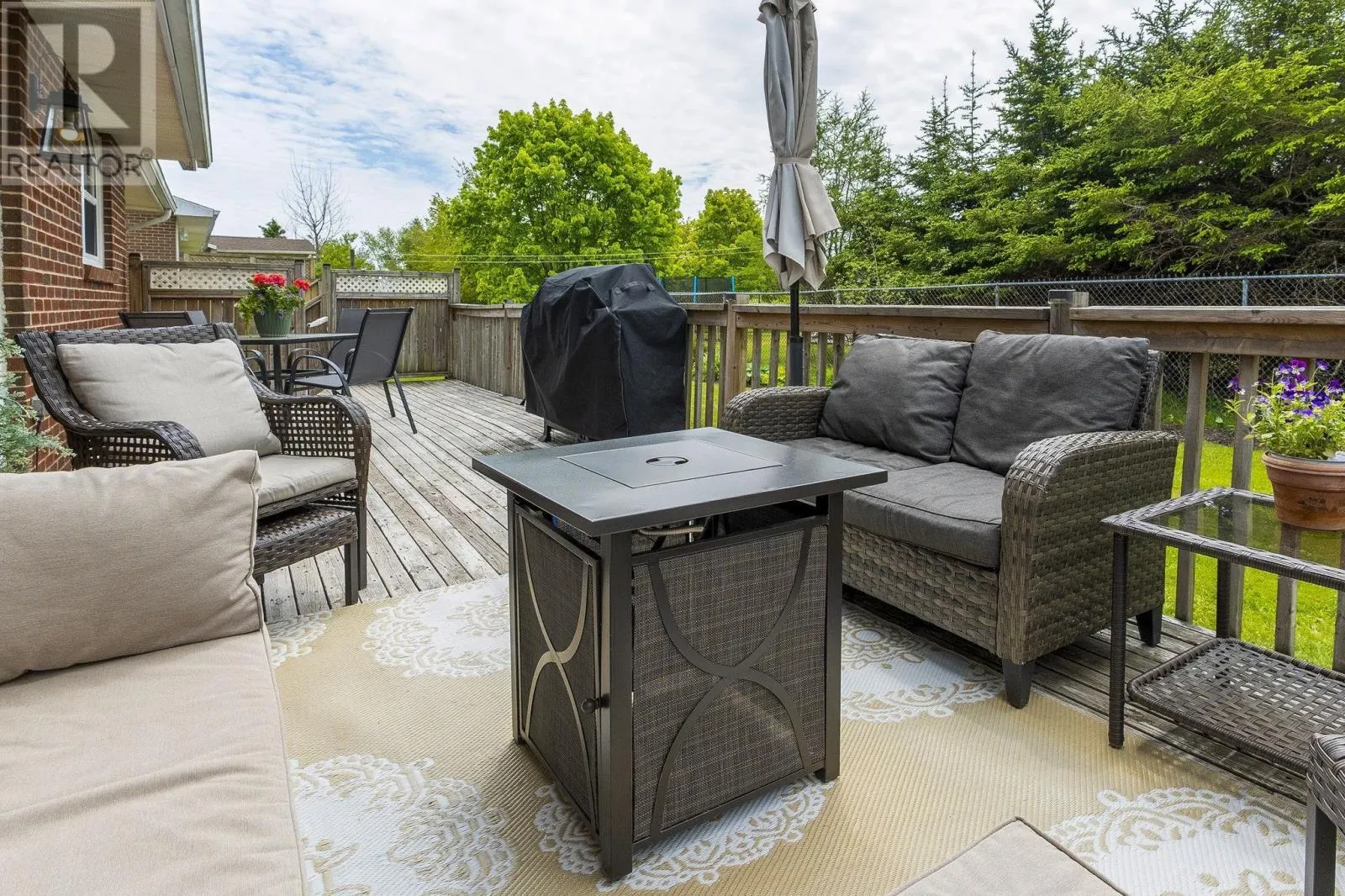 140 Flagstone Drive