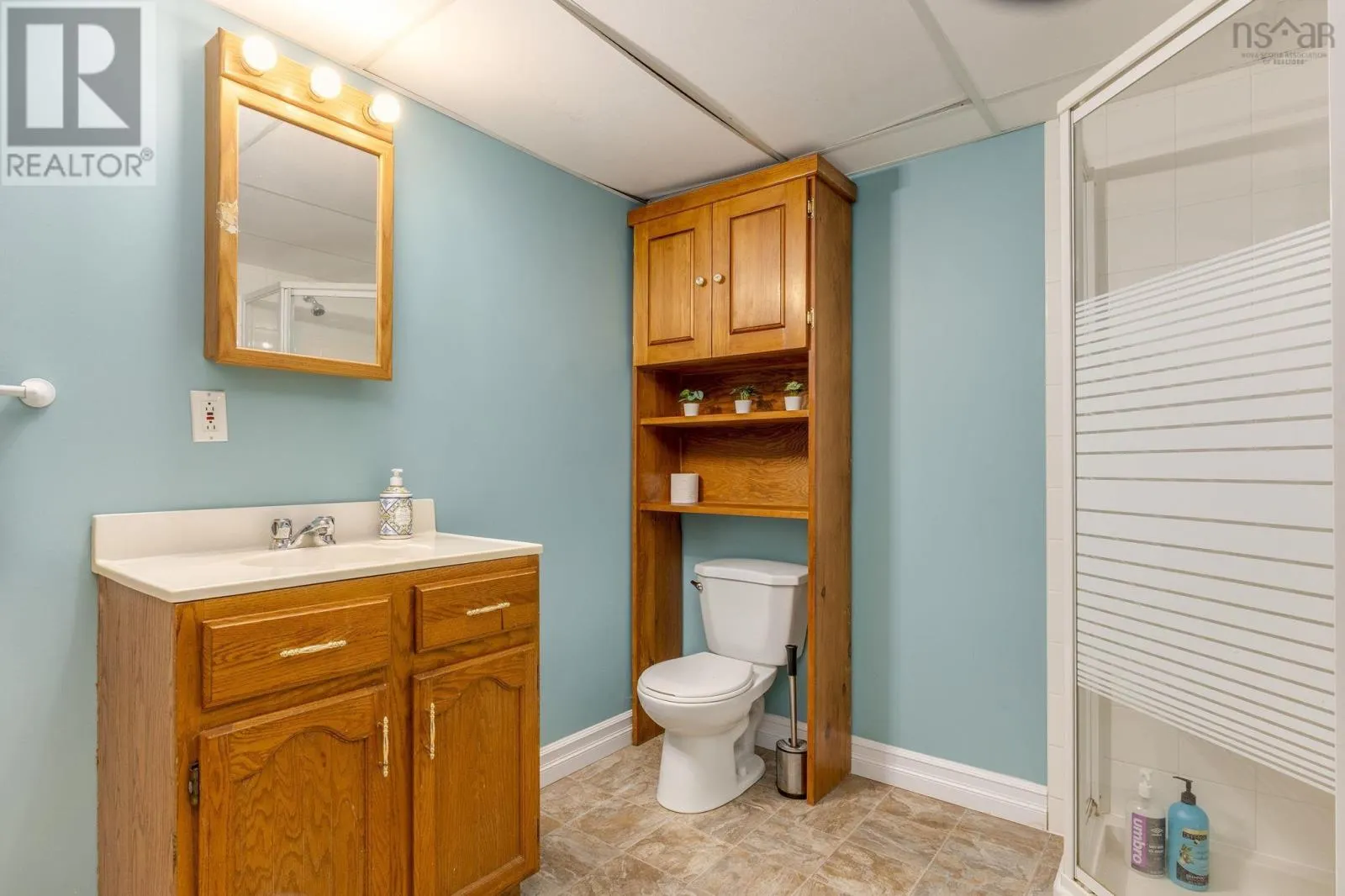 140 Flagstone Drive
