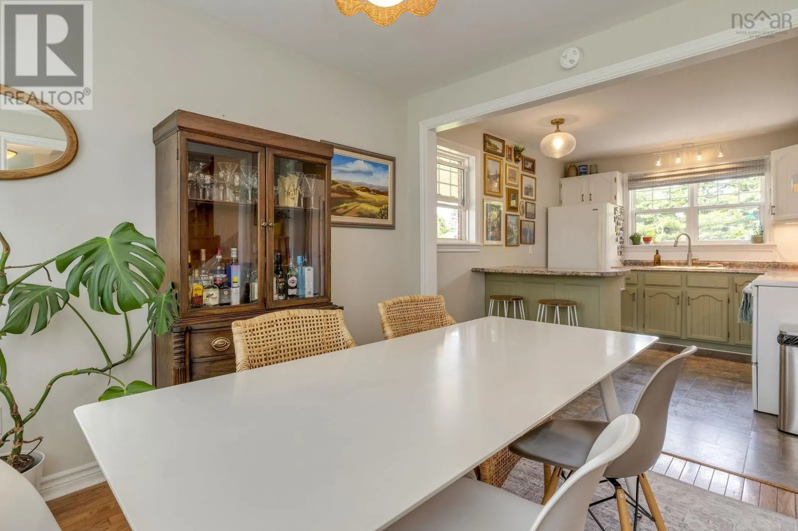 140 Flagstone Drive
