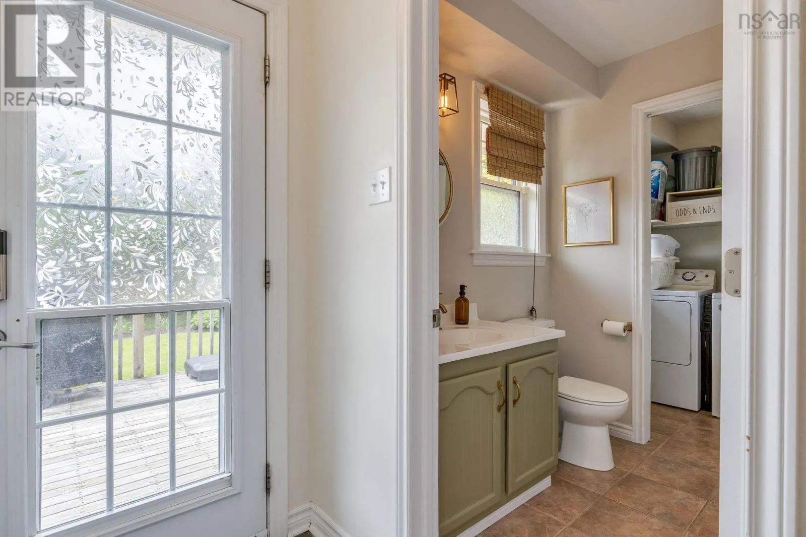 140 Flagstone Drive