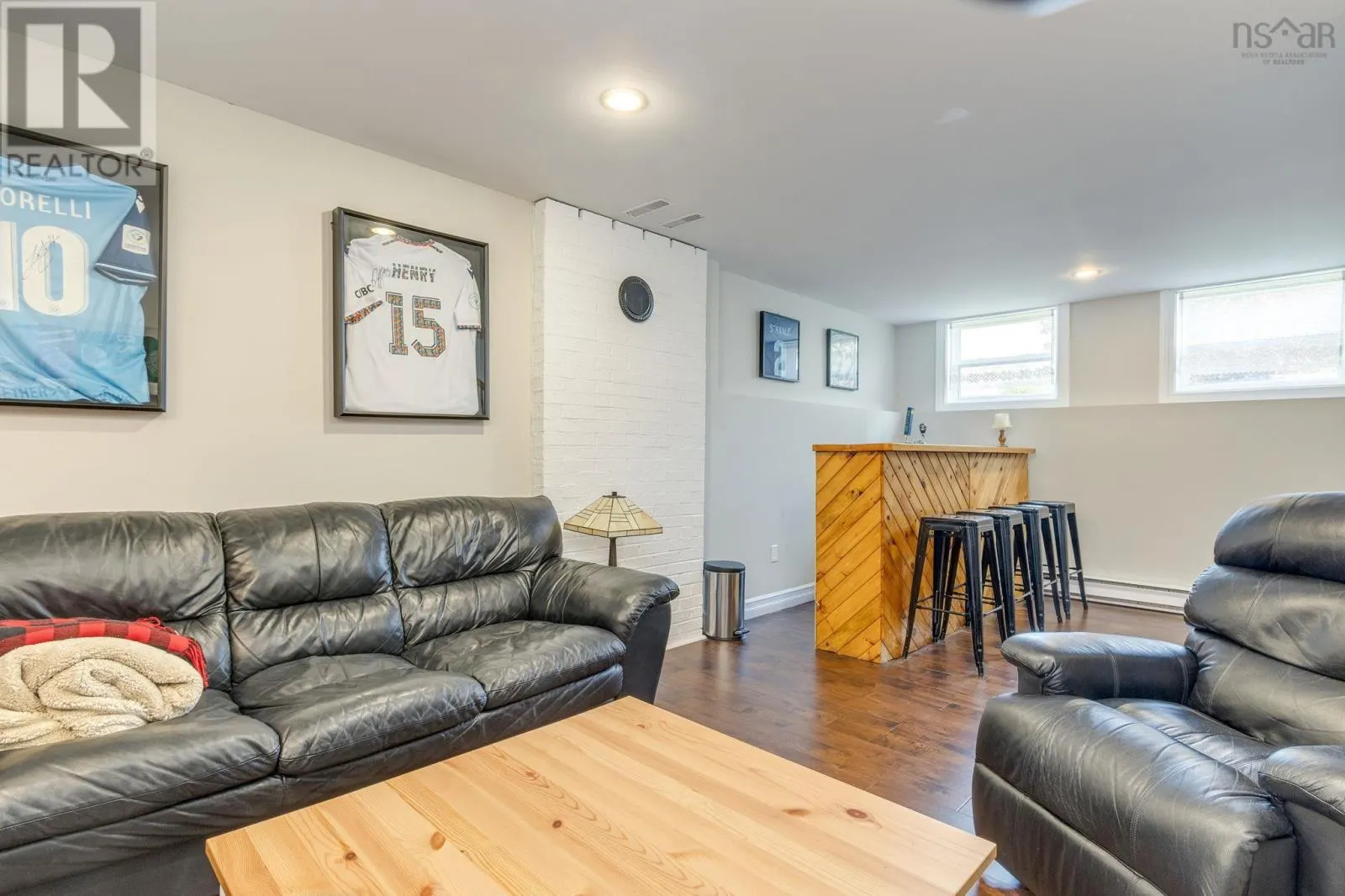 140 Flagstone Drive