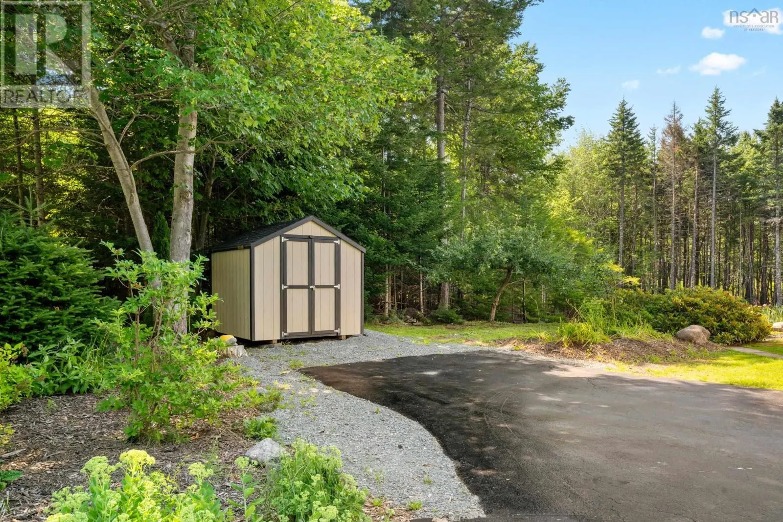 202 Glen Arbour Way