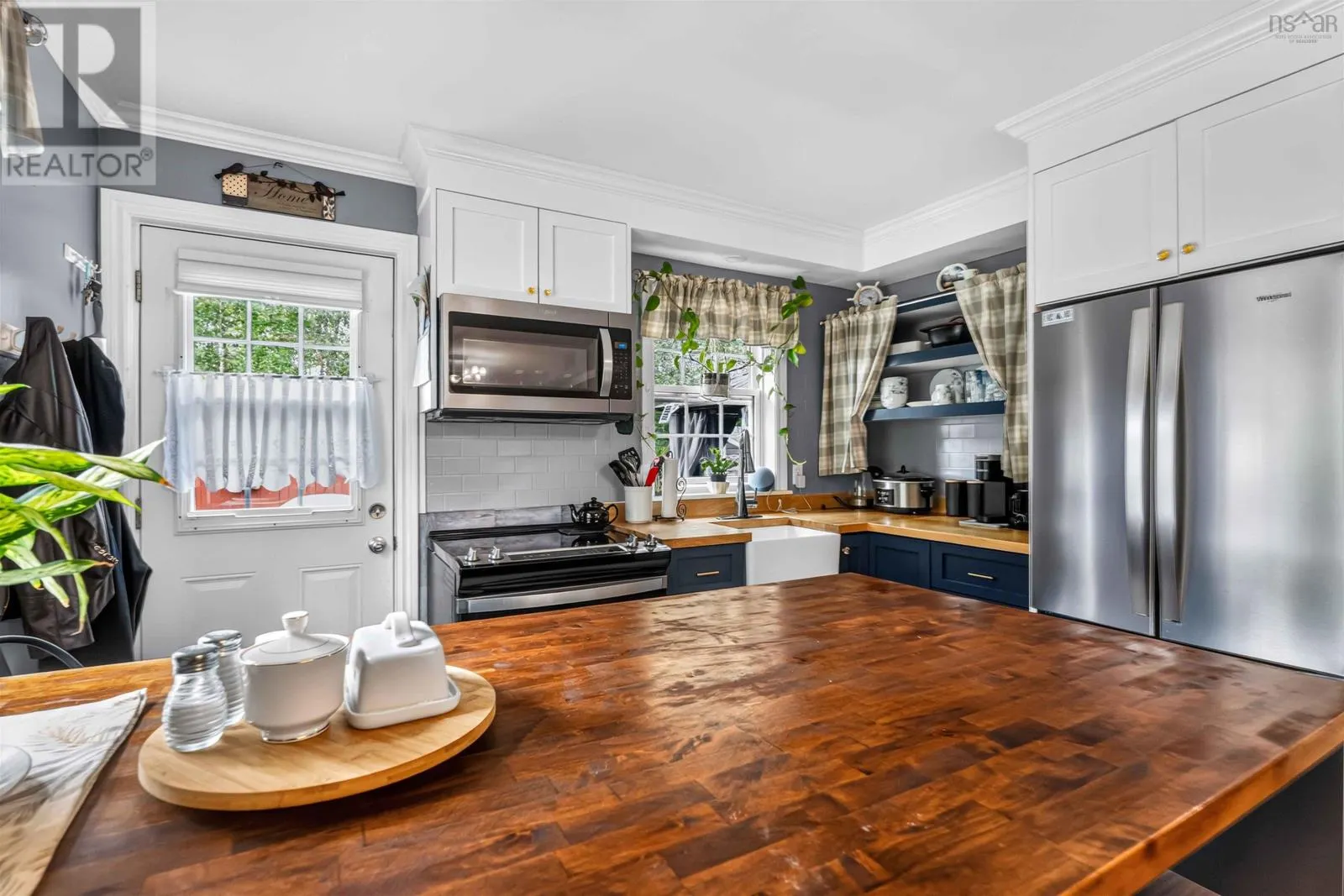 130 Sunset Crescent