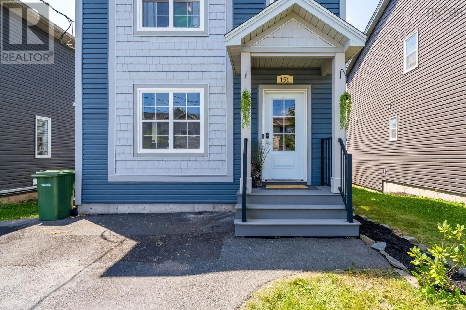 151 Mica Crescent