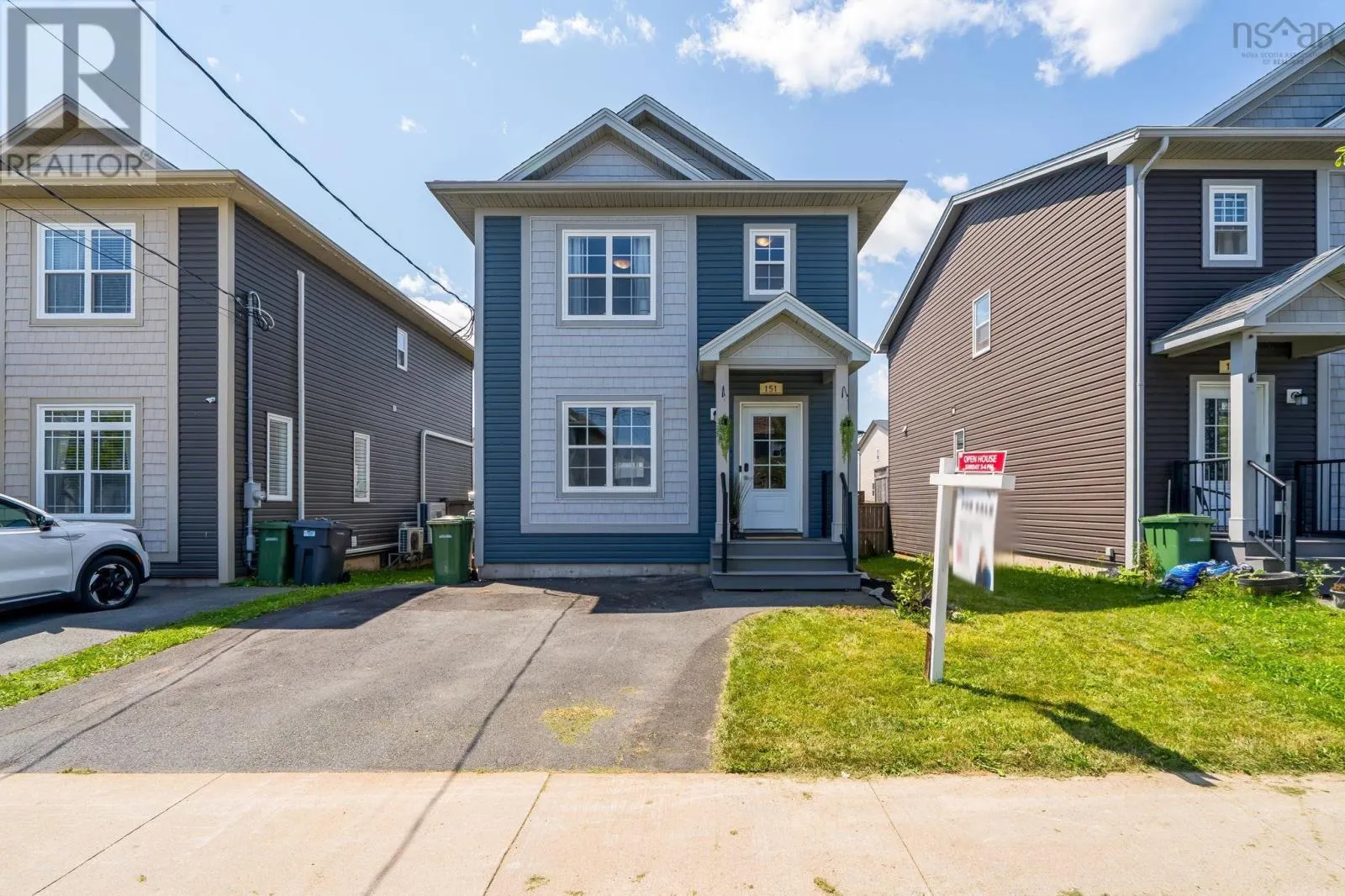 151 Mica Crescent