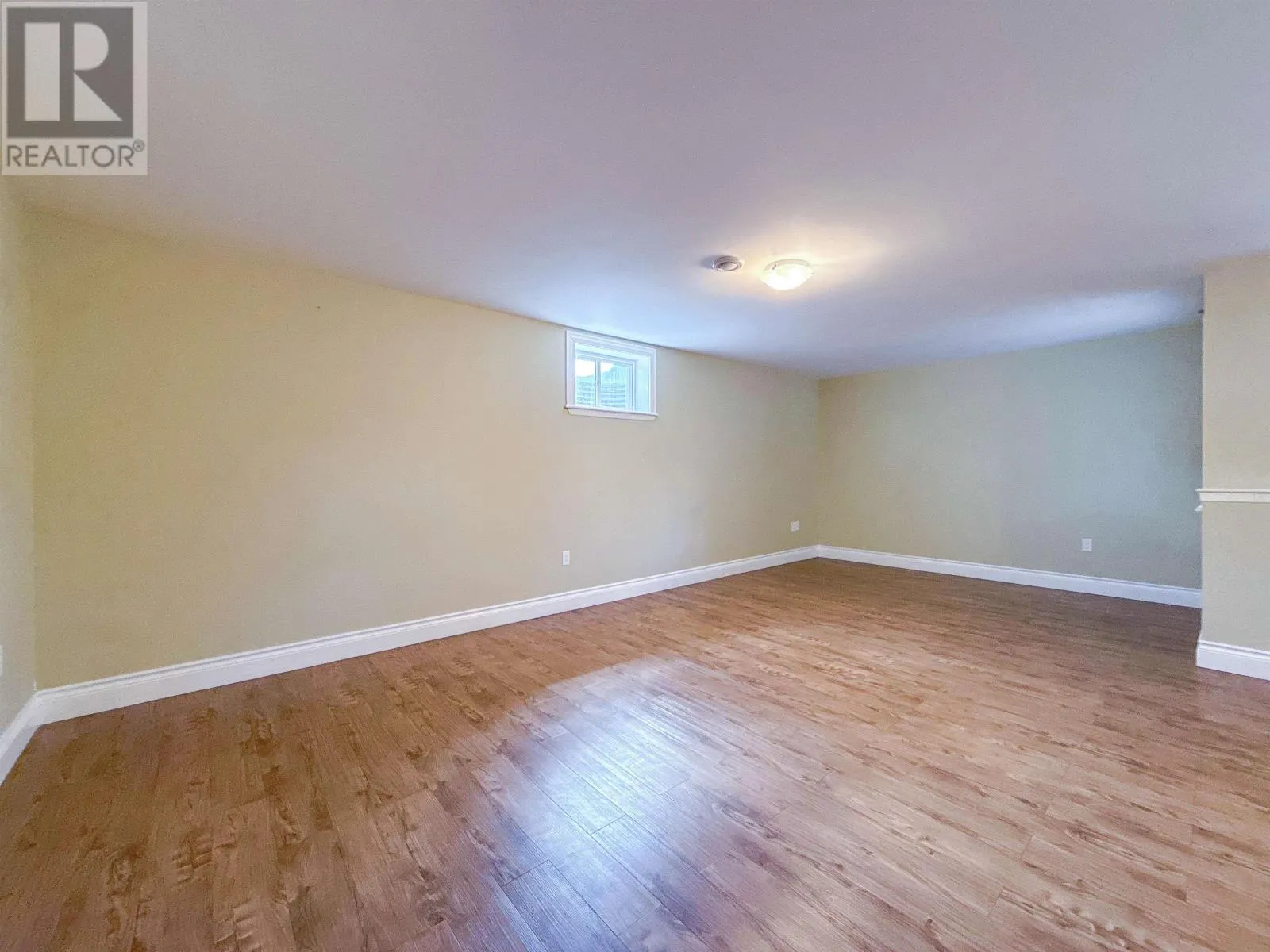 54 Ferry Road