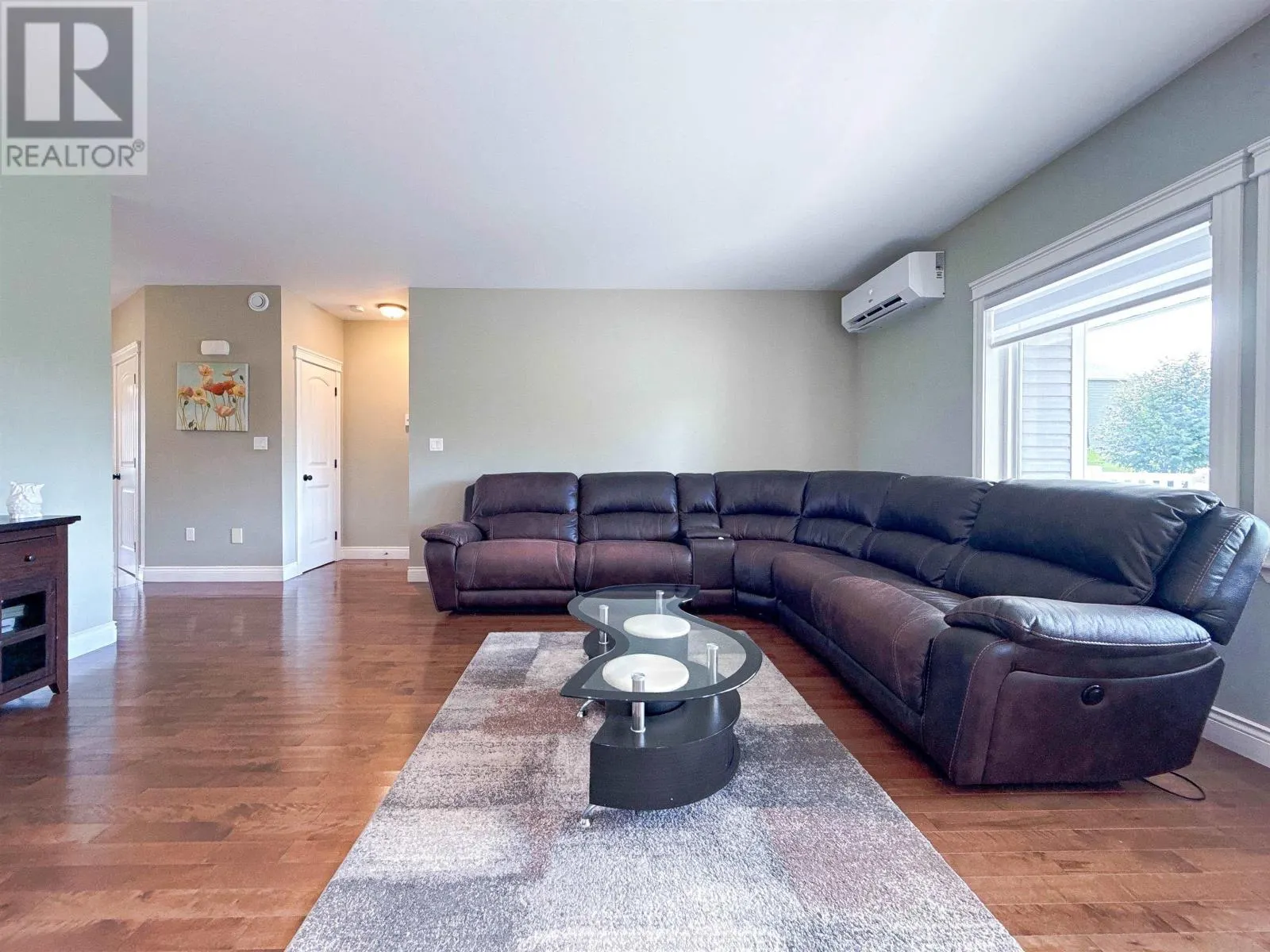 54 Ferry Road