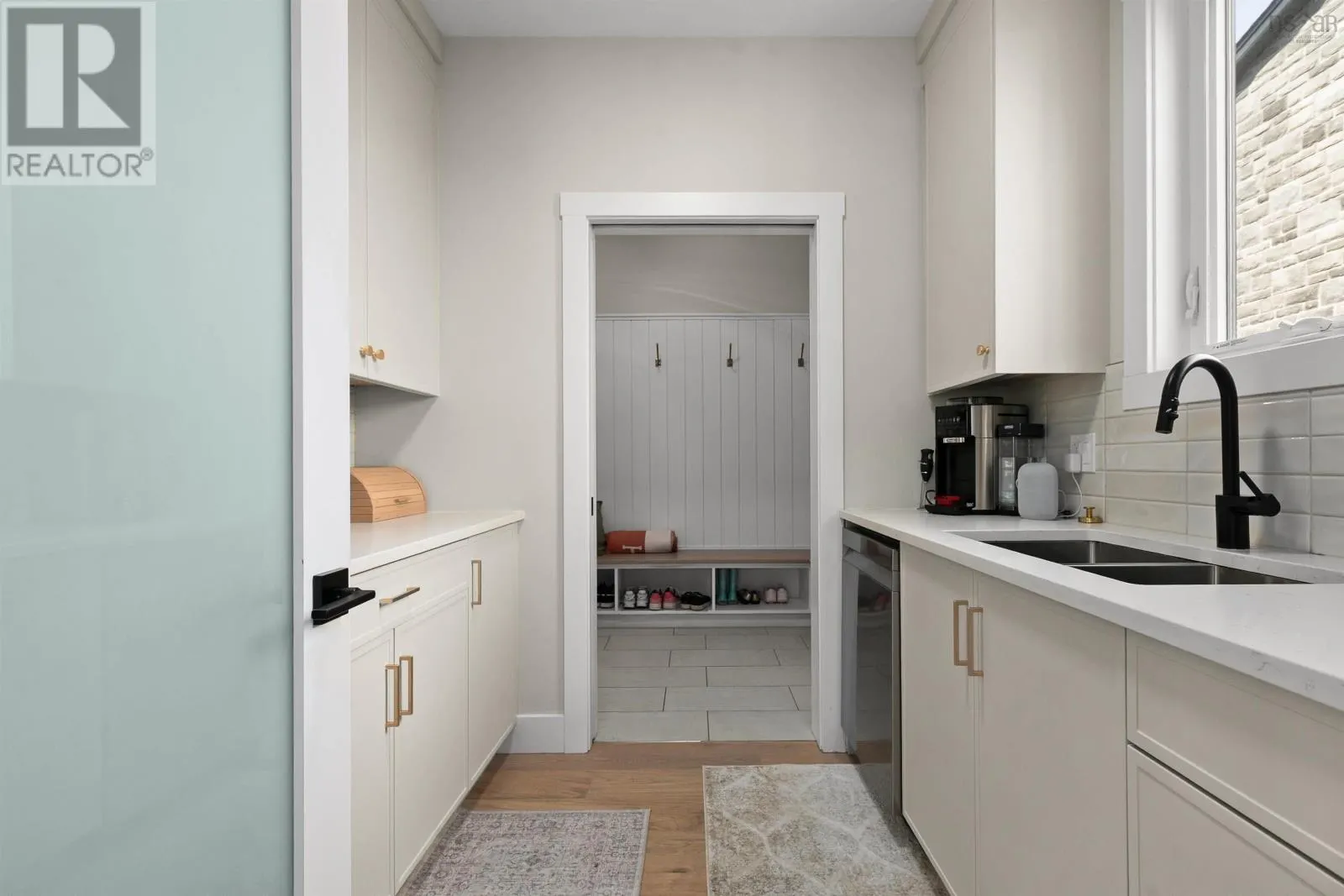 26 Glissade Court