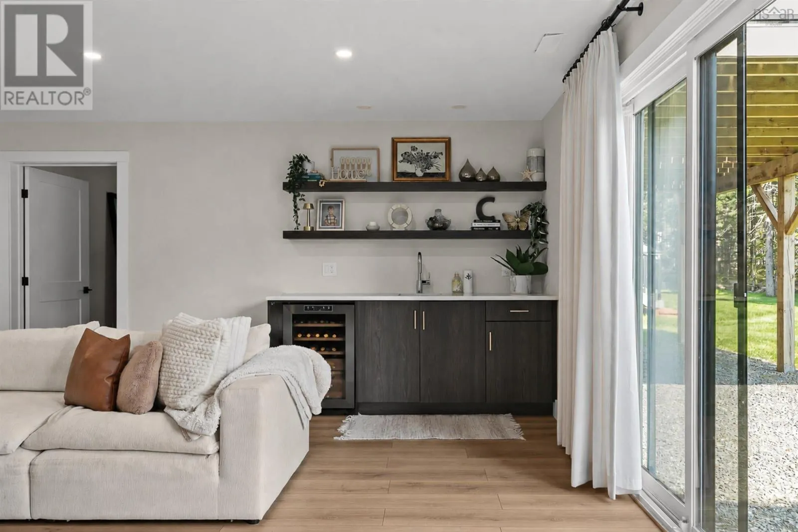 26 Glissade Court
