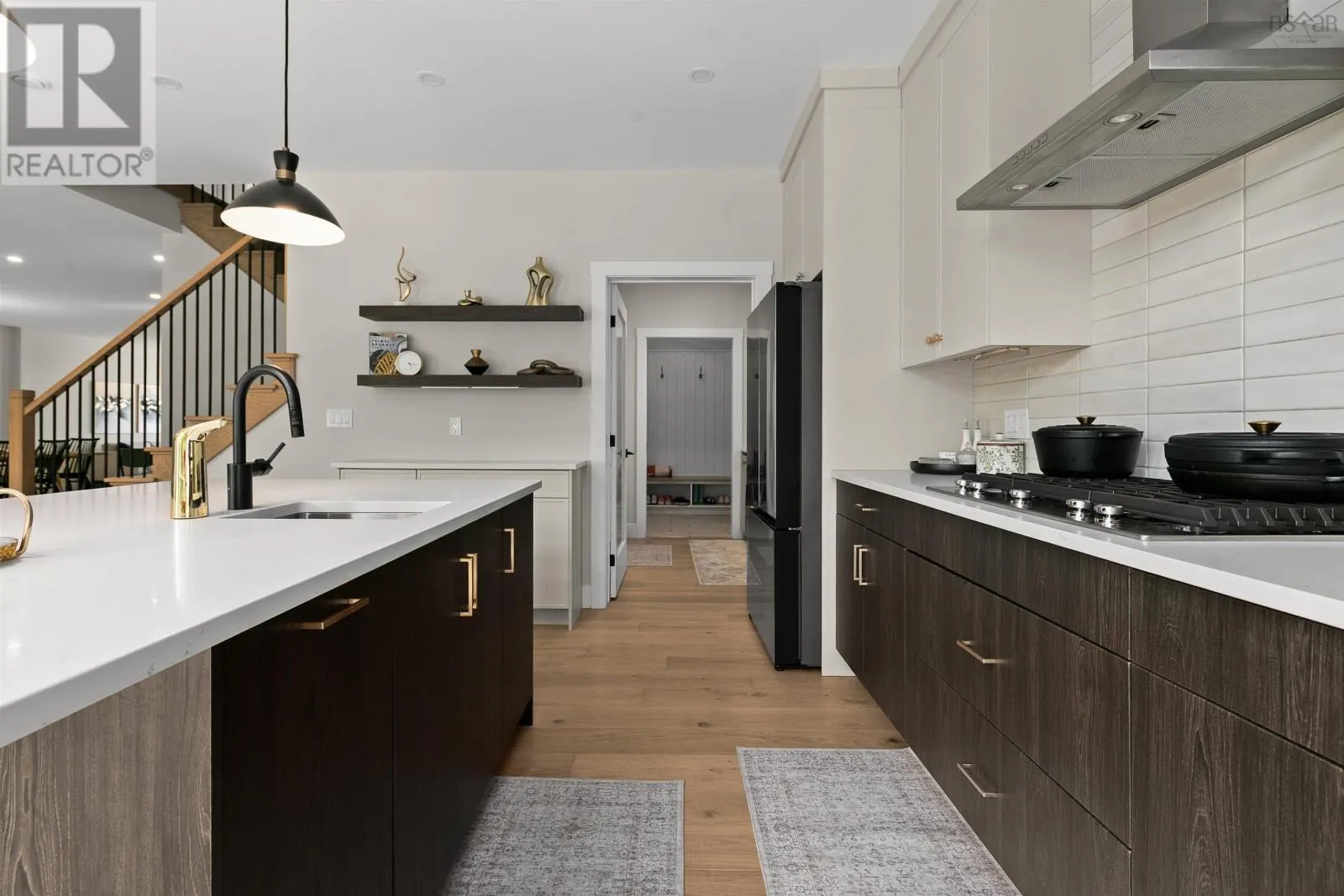 26 Glissade Court