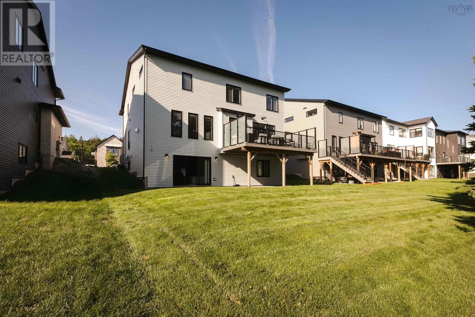 26 Glissade Court