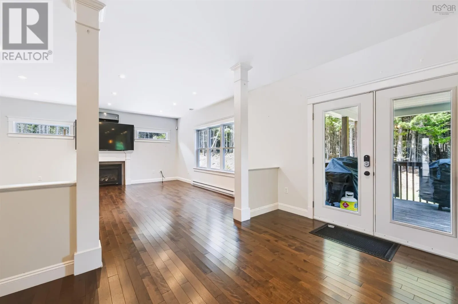 27 Bree Lane
