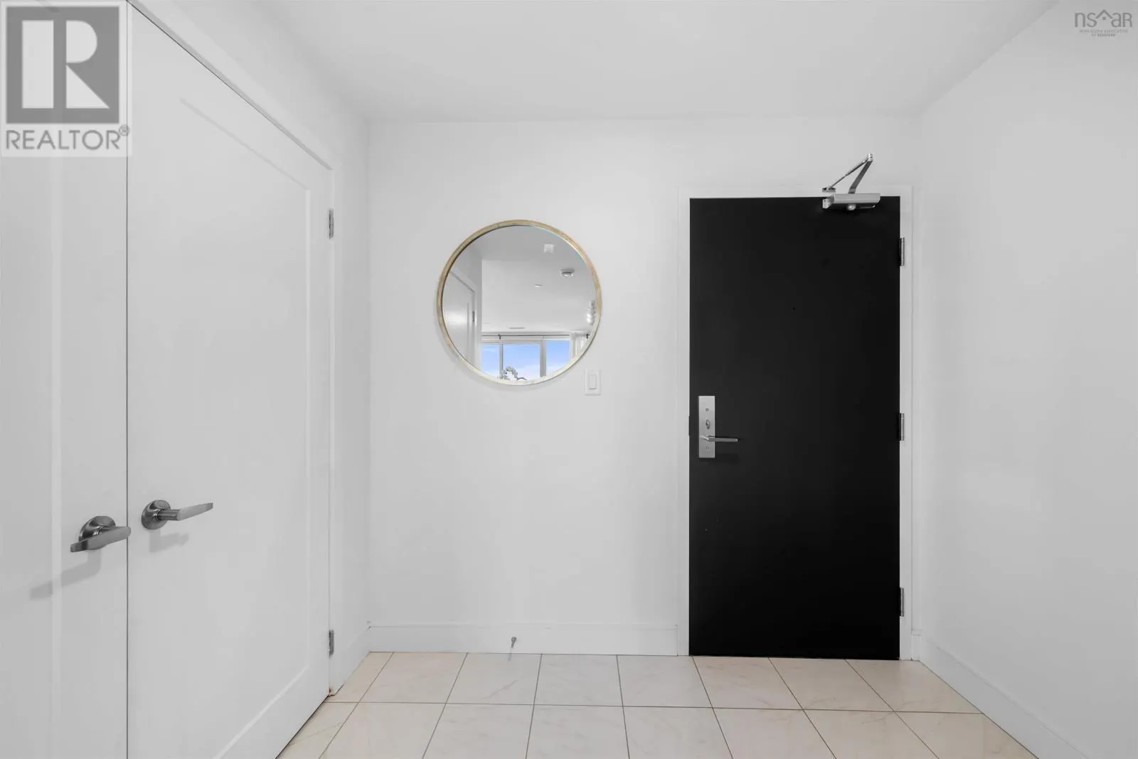 406 72 Seapoint Road