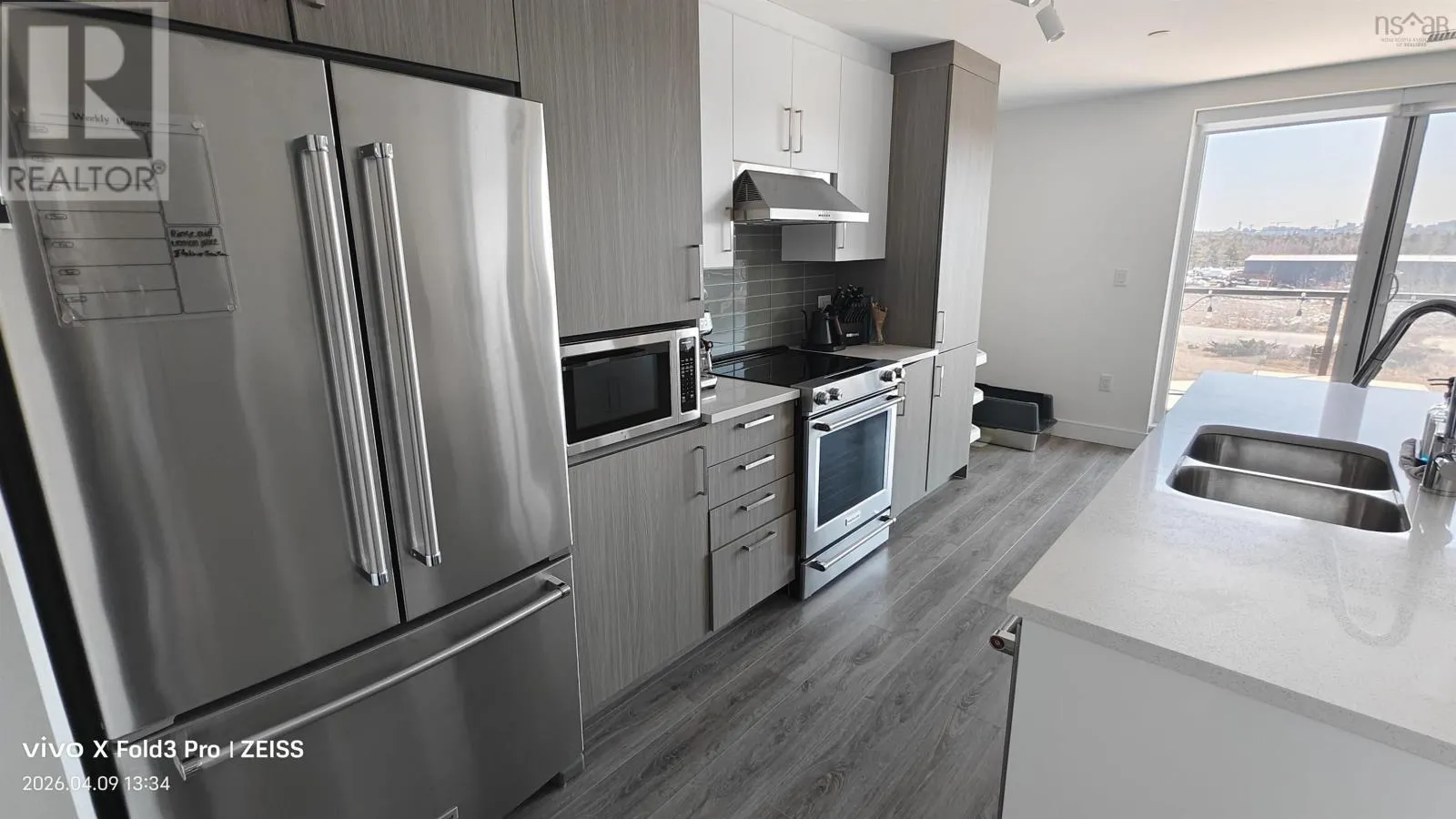 406 72 Seapoint Road