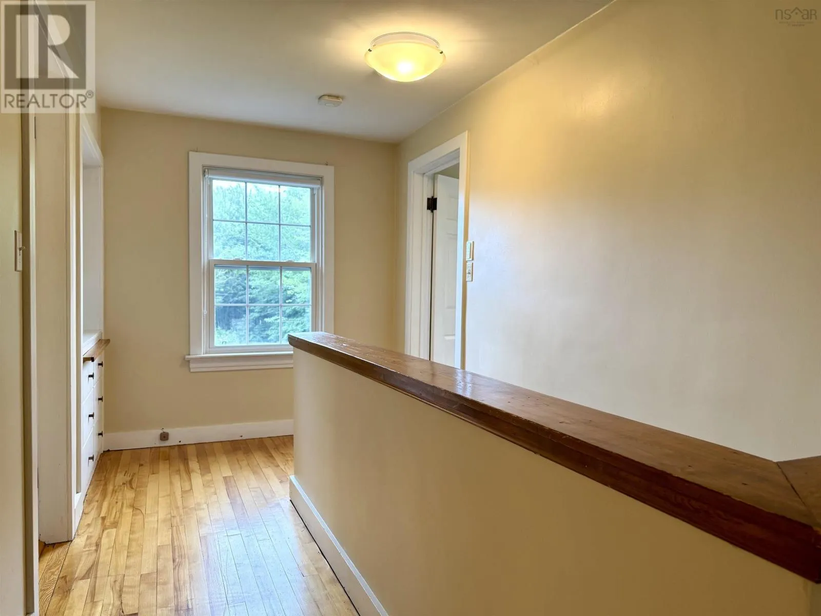 5 Elmwood Drive