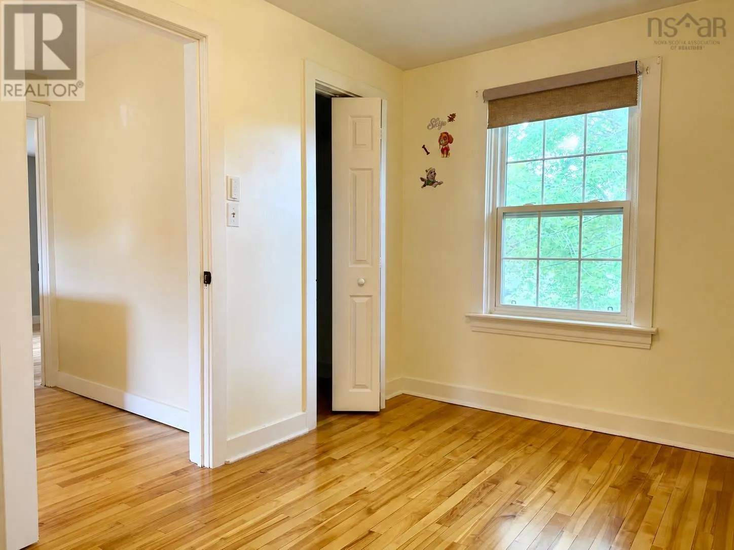 5 Elmwood Drive