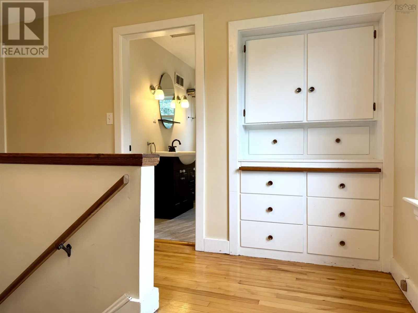 5 Elmwood Drive